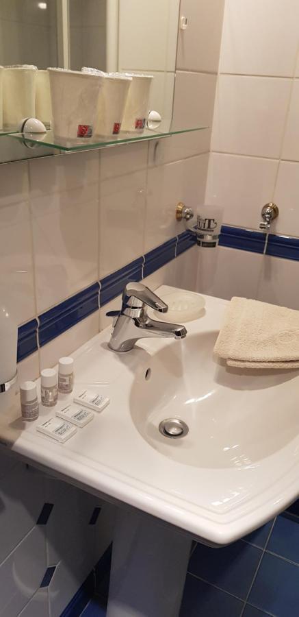 Hebergement-Luxeuil-Les-Bains Ngoại thất bức ảnh